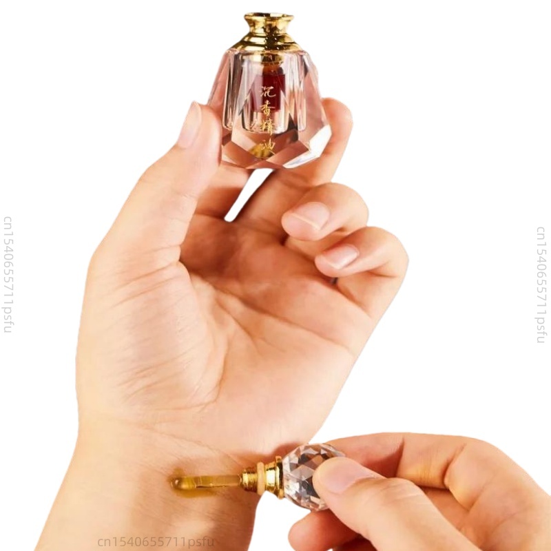 Premium Cambodian Oud Oil Orig - Car Accessories Rawalpindi avaliação e preço